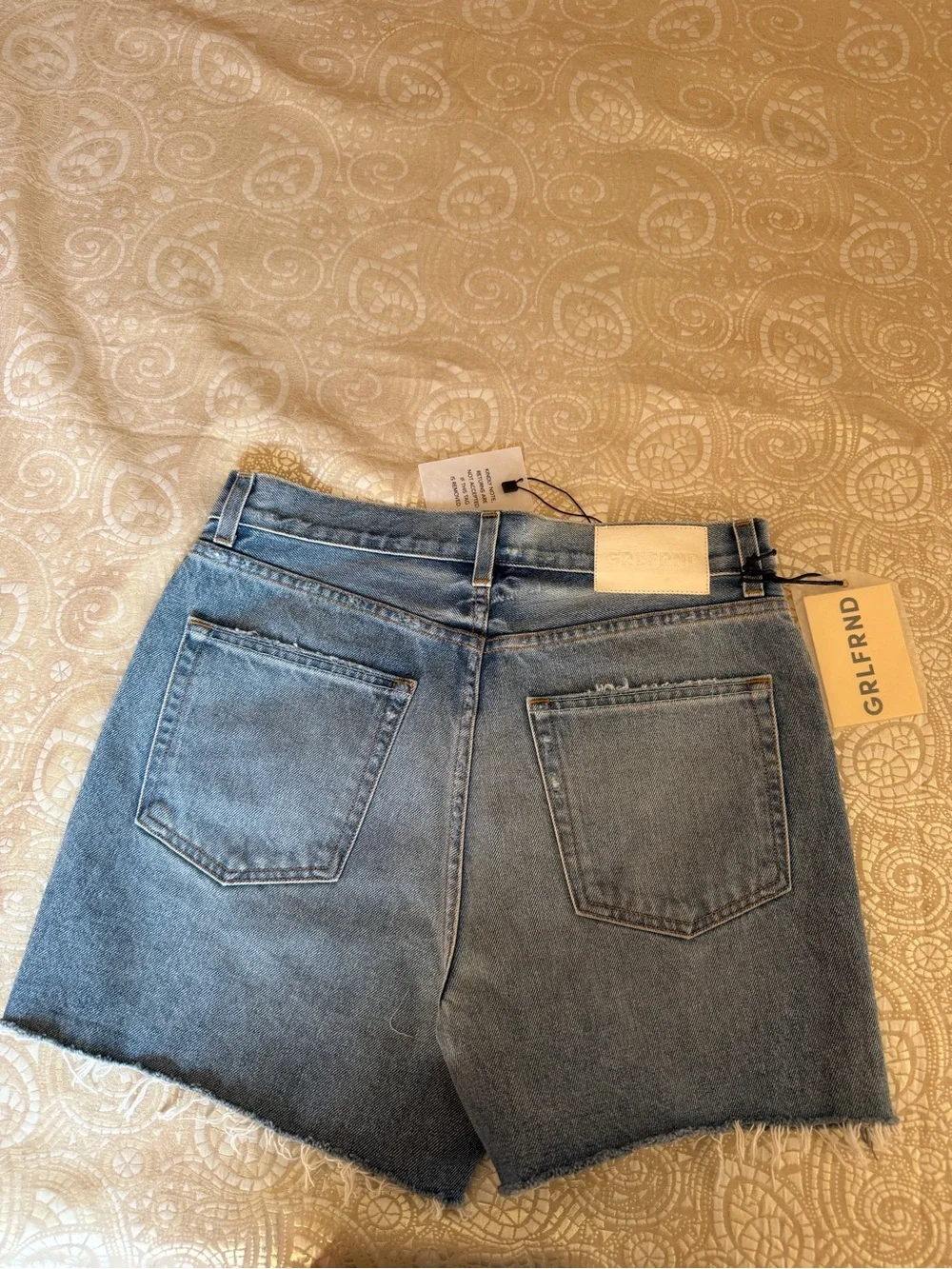 Jules Super High Rise Vintage Short in Wave Hill, size 29, NWT - Picture 5 of 8